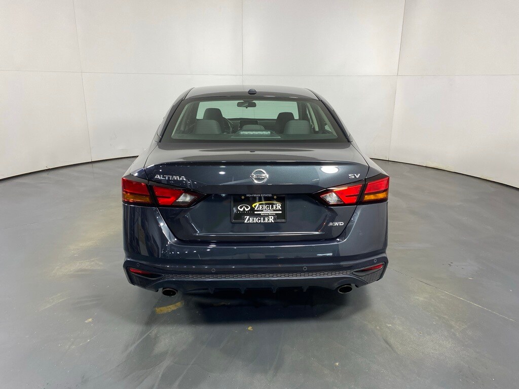 Used 2022 Nissan Altima 2.5 SV Sedan