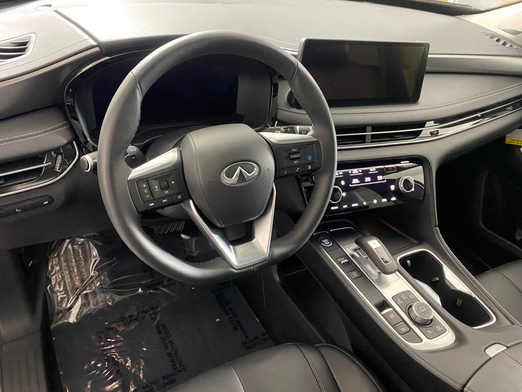 2025 INFINITI QX60 - Image 11