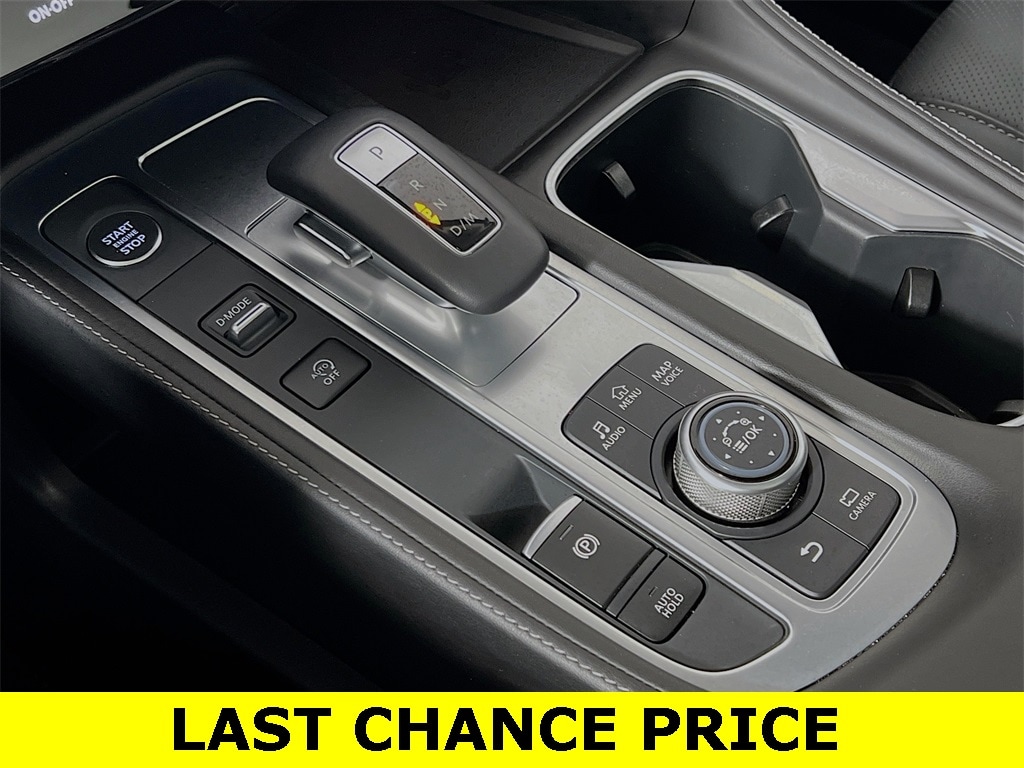 2025 INFINITI QX60 - Image 17