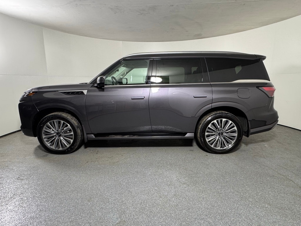 2026 INFINITI QX80 - Image 11