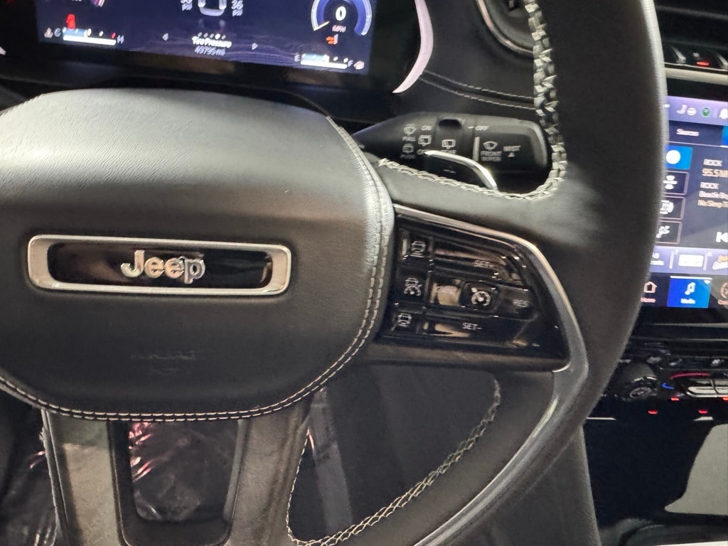 2023 JEEP GRAND CHEROKEE L - Image 18