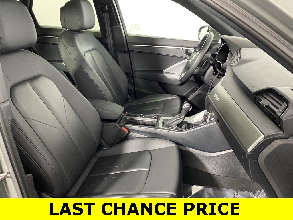 2024 AUDI Q3 - Image 30