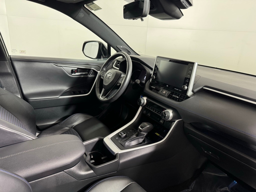 2022 TOYOTA RAV4 - Image 30