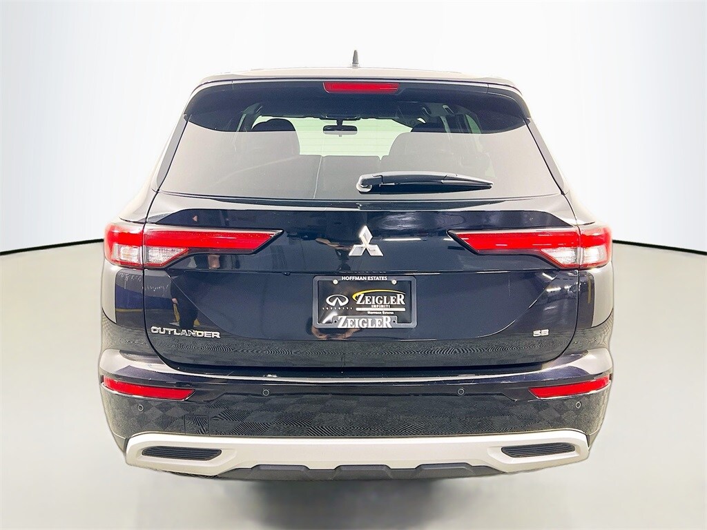 2024 MITSUBISHI OUTLANDER - Image 4