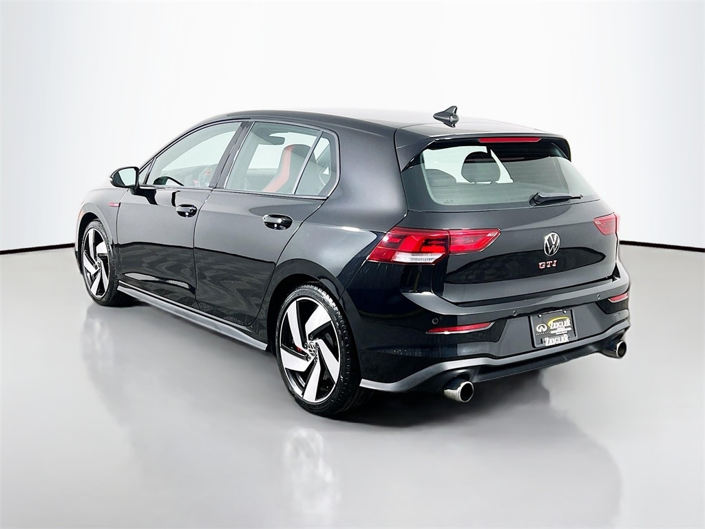 2024 VOLKSWAGEN GOLF GTI - Image 3