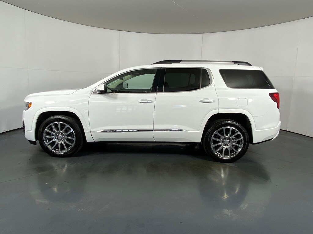 2023 Gmc Acadia Denali photo 4