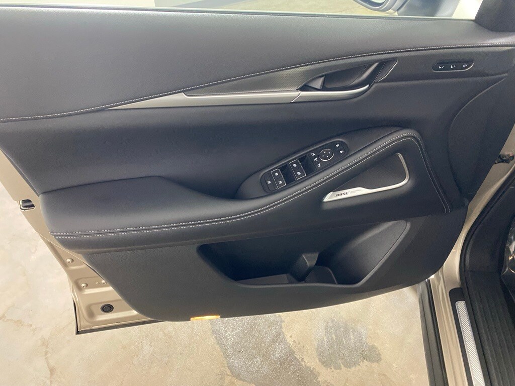 2025 INFINITI QX60 - Image 13