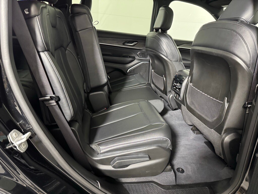 2023 JEEP GRAND CHEROKEE L - Image 35