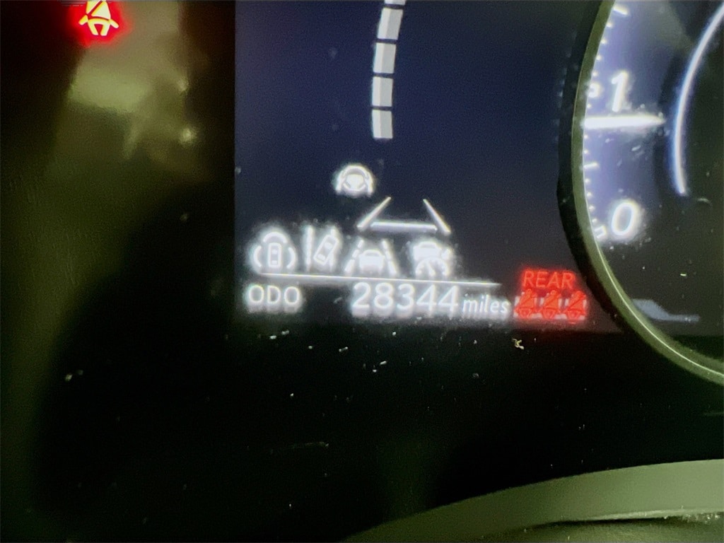 2023 LEXUS RX - Image 13