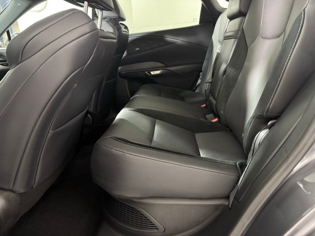 2023 LEXUS RX - Image 27