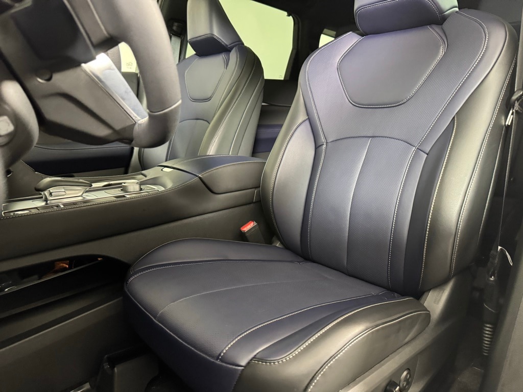 2026 INFINITI QX60 - Image 16