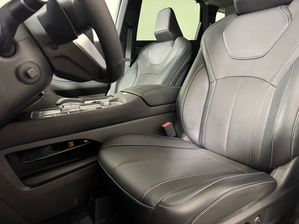 2026 INFINITI QX60 - Image 12