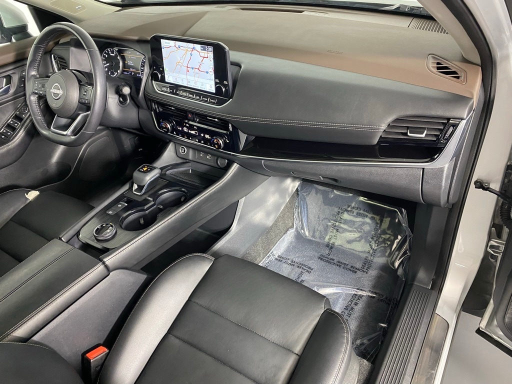 2023 NISSAN ROGUE - Image 32