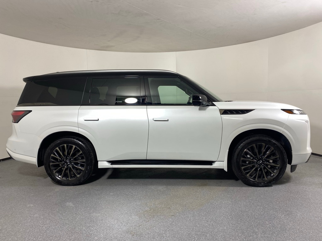 2026 INFINITI QX80 - Image 6