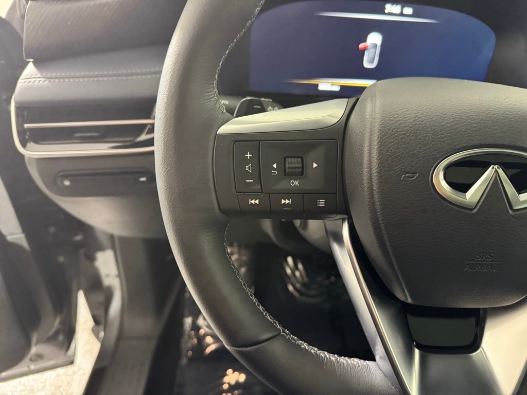 2026 INFINITI QX60 - Image 17
