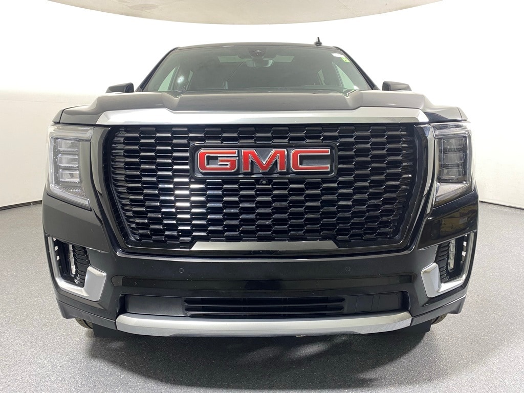 2021 GMC YUKON XL - Image 8