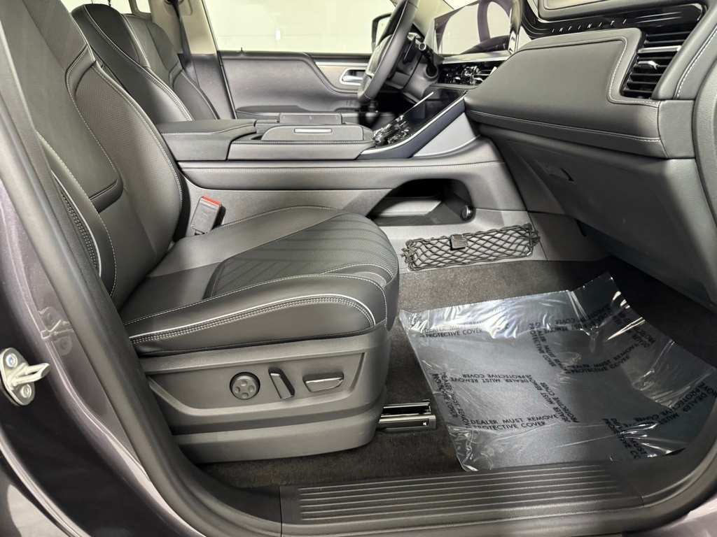 2026 INFINITI QX80 - Image 33
