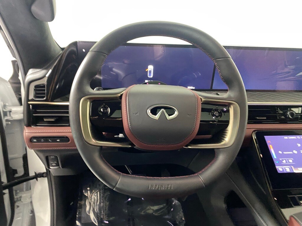 2026 INFINITI QX80 - Image 11
