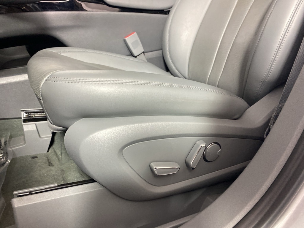 2023 LINCOLN NAUTILUS - Image 21