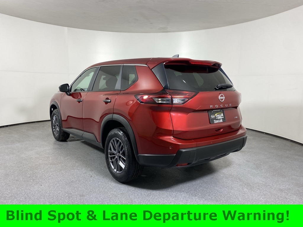 2025 NISSAN ROGUE - Image 3