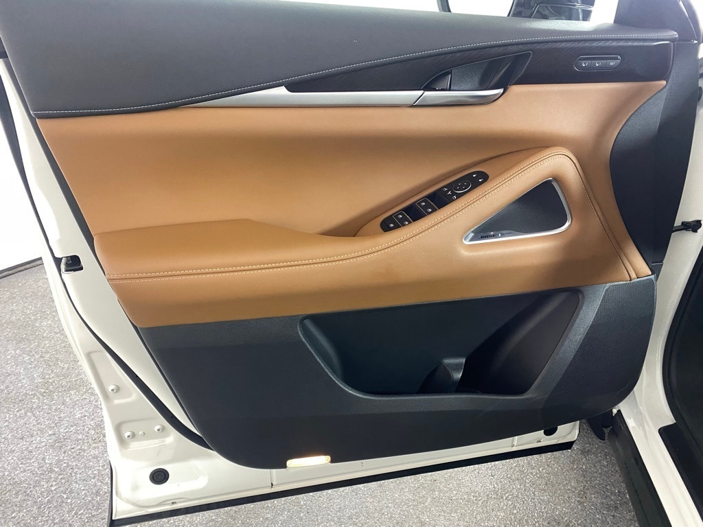 2025 INFINITI QX60 - Image 10