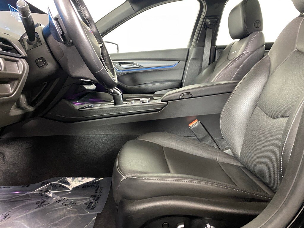 2025 CADILLAC CT5 - Image 12