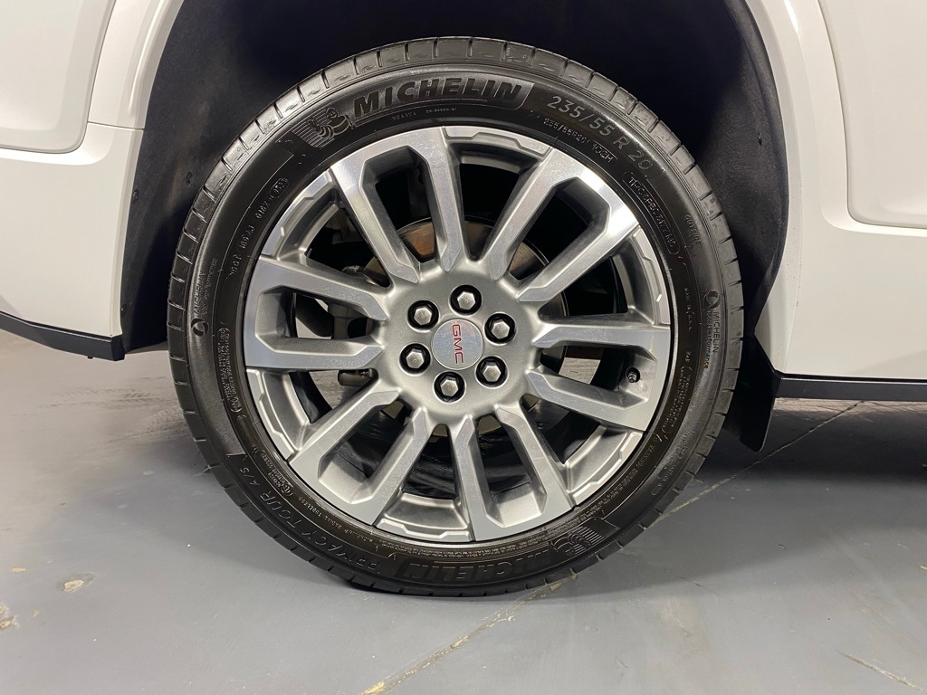 2023 GMC ACADIA - Image 34