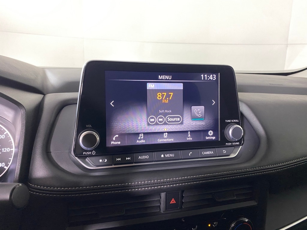 2025 NISSAN ROGUE - Image 13