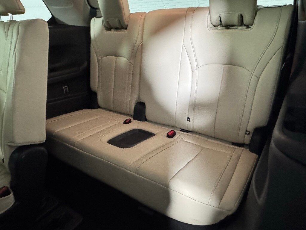 2023 INFINITI QX60 - Image 30