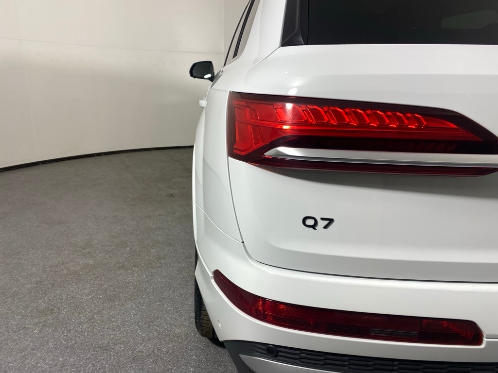 2025 AUDI Q7 - Image 8