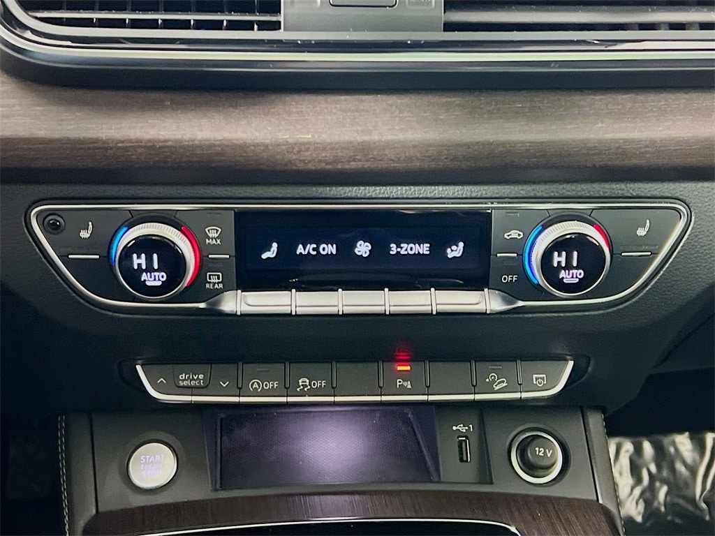 2022 AUDI Q5 - Image 16