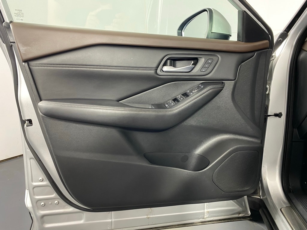 2023 NISSAN ROGUE - Image 23