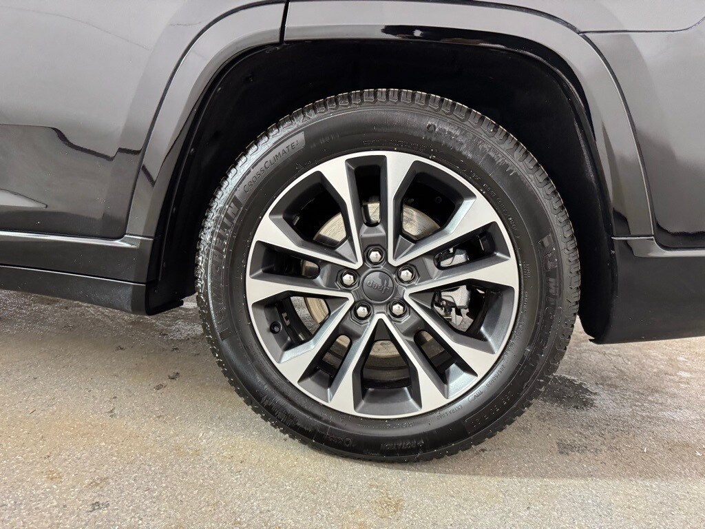 2023 JEEP GRAND CHEROKEE L - Image 38