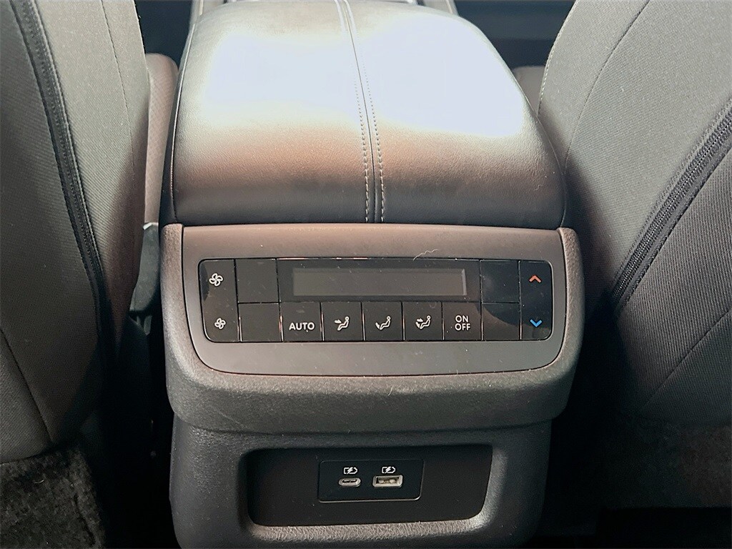 2025 NISSAN PATHFINDER - Image 24