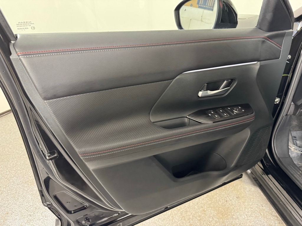 2025 NISSAN KICKS MPV - Image 10