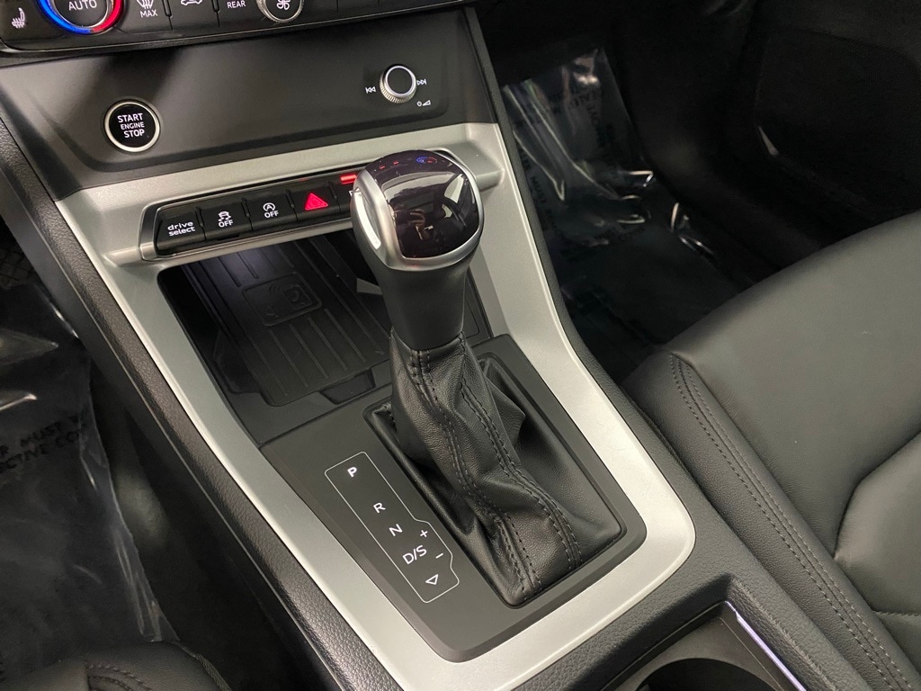 2024 AUDI Q3 - Image 18