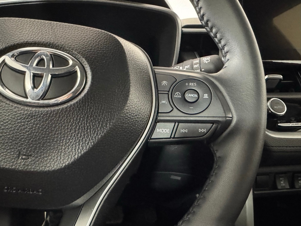 2025 TOYOTA COROLLA CROSS - Image 16