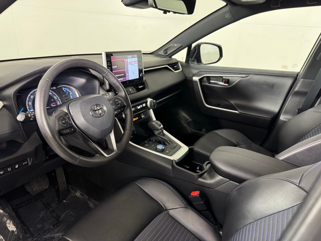 2022 TOYOTA RAV4 - Image 11