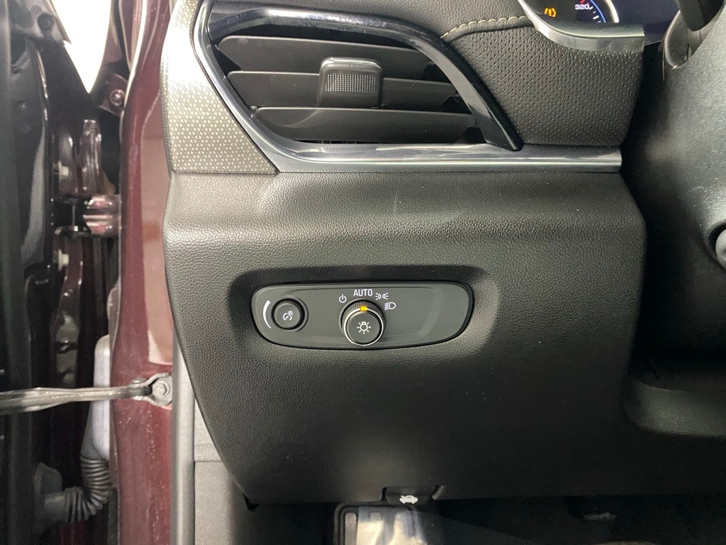 2023 CHEVROLET TRAVERSE - Image 18