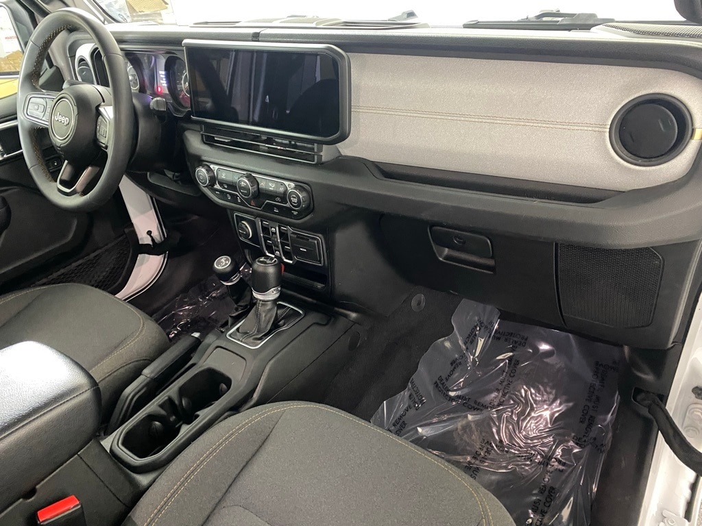2024 JEEP WRANGLER - Image 30