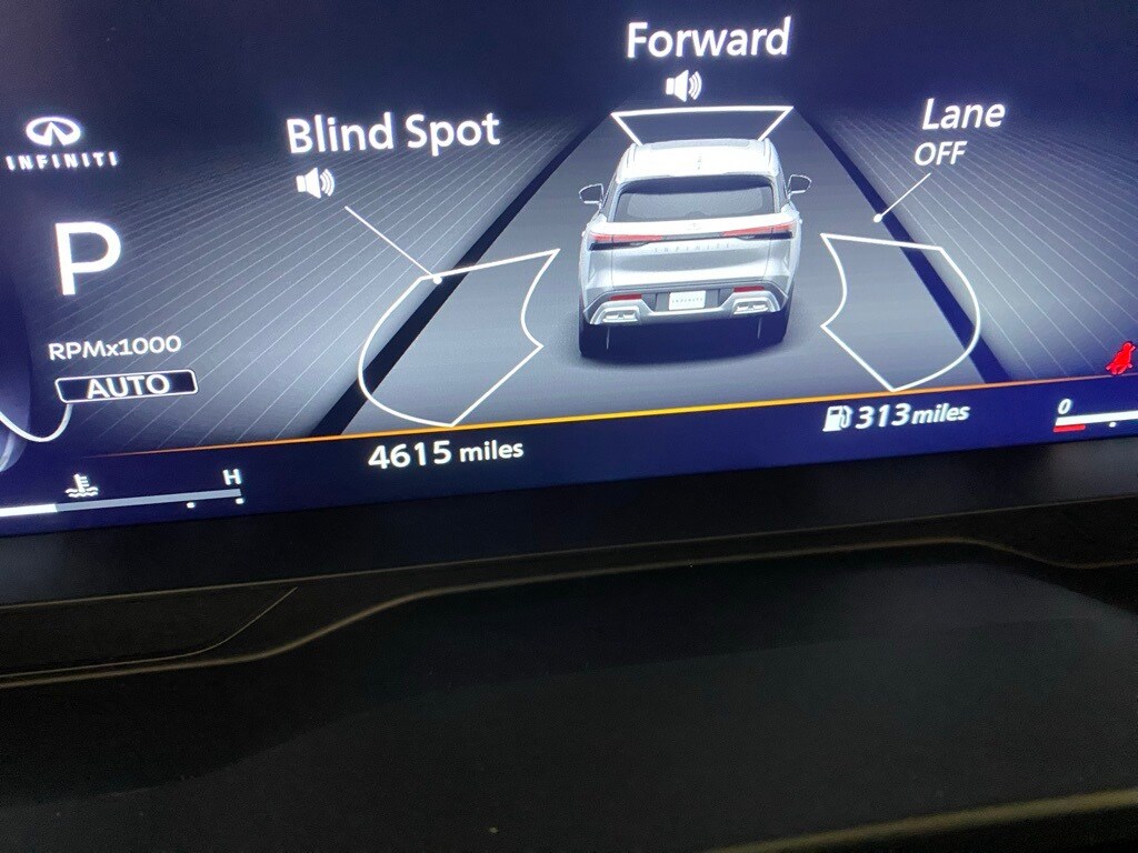 2025 INFINITI QX60 - Image 19