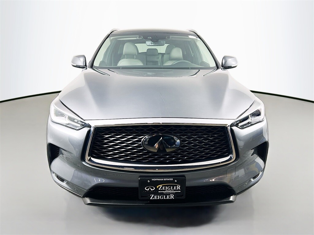 2025 Infiniti QX50 Luxe photo 2