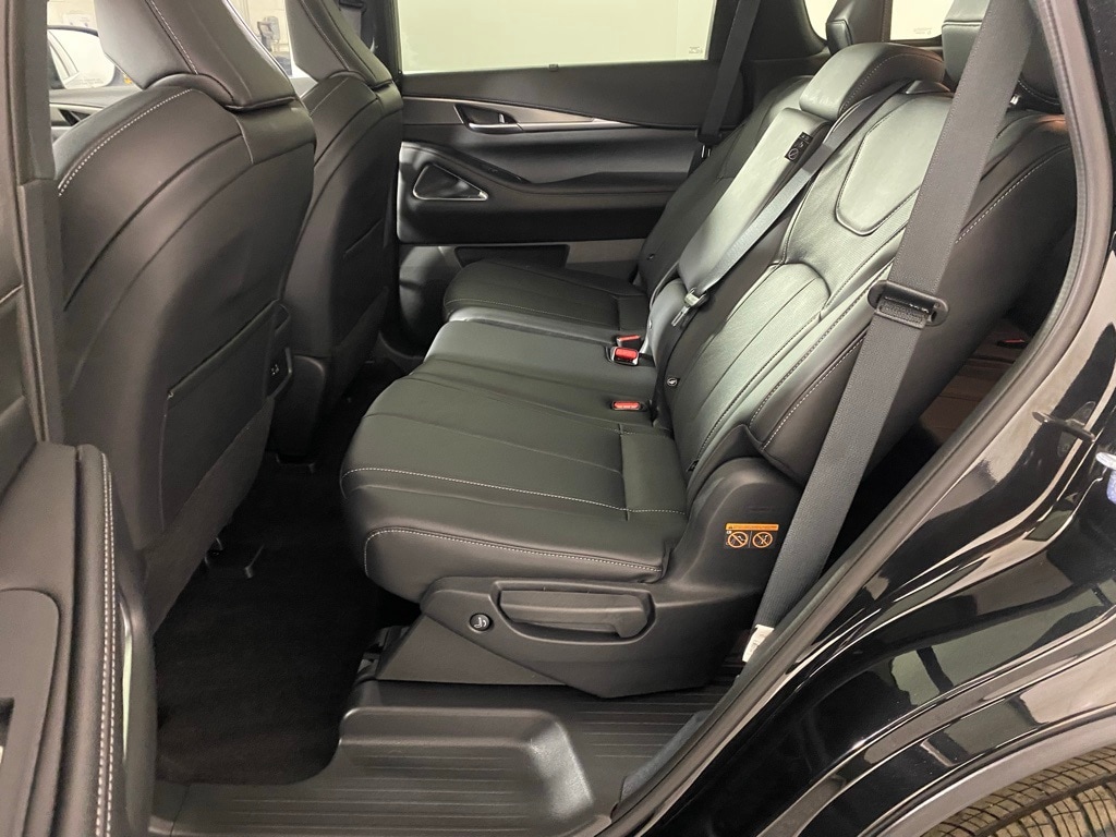2025 INFINITI QX60 - Image 26