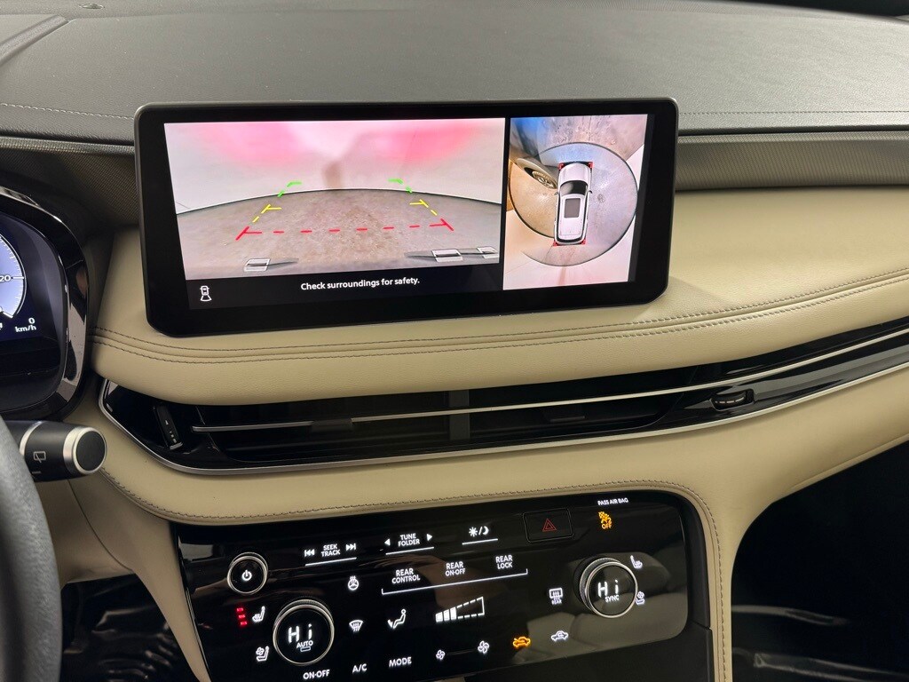 2023 INFINITI QX60 - Image 26