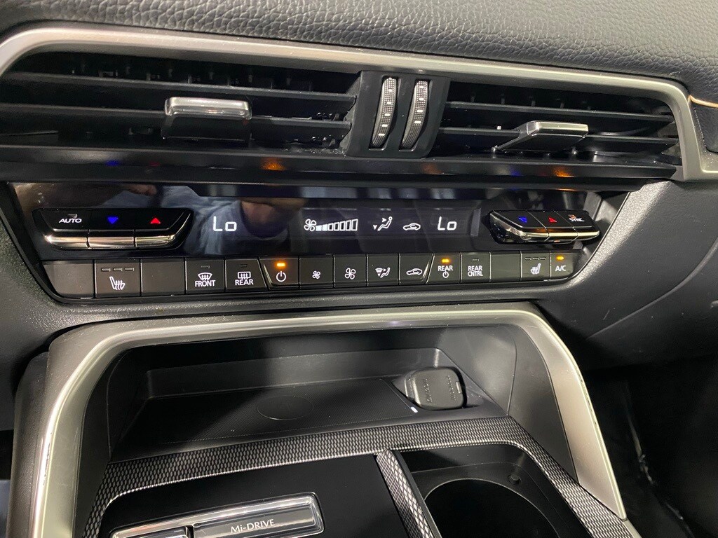 2024 MAZDA CX-90 - Image 17