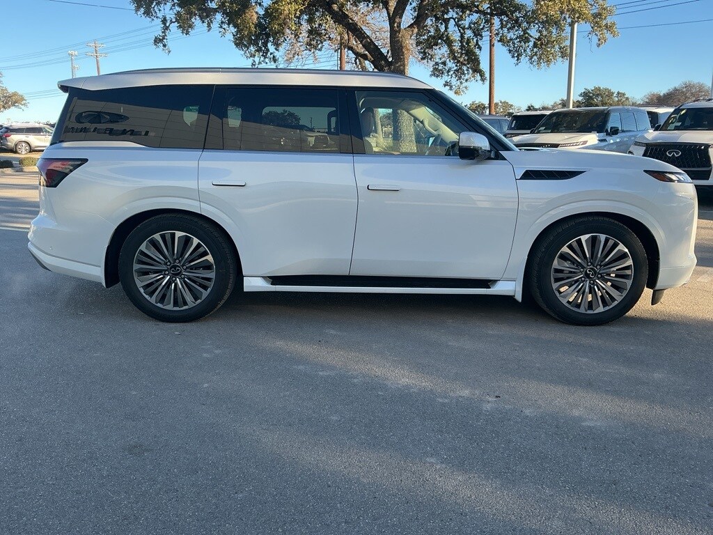 New 2026 INFINITI QX80 LUXE SUV