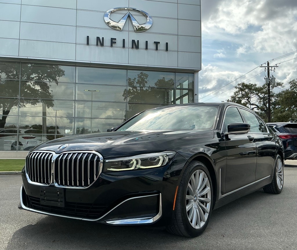 Used 2022 BMW 7 Series 740i Sedan