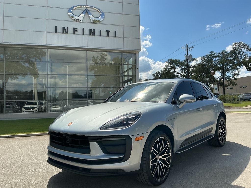 Used 2024 Porsche Macan  AWD