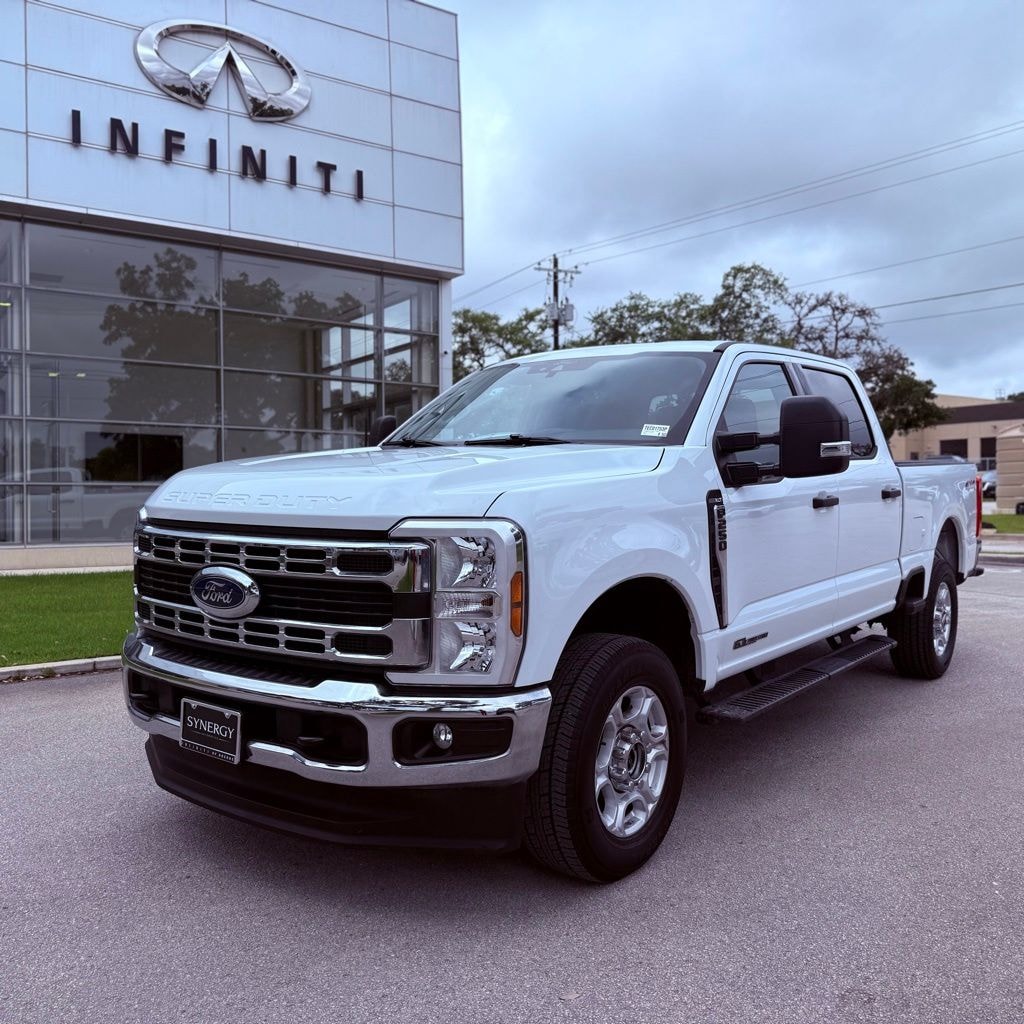 Used 2026 Ford F-250 XLT Truck Crew Cab
