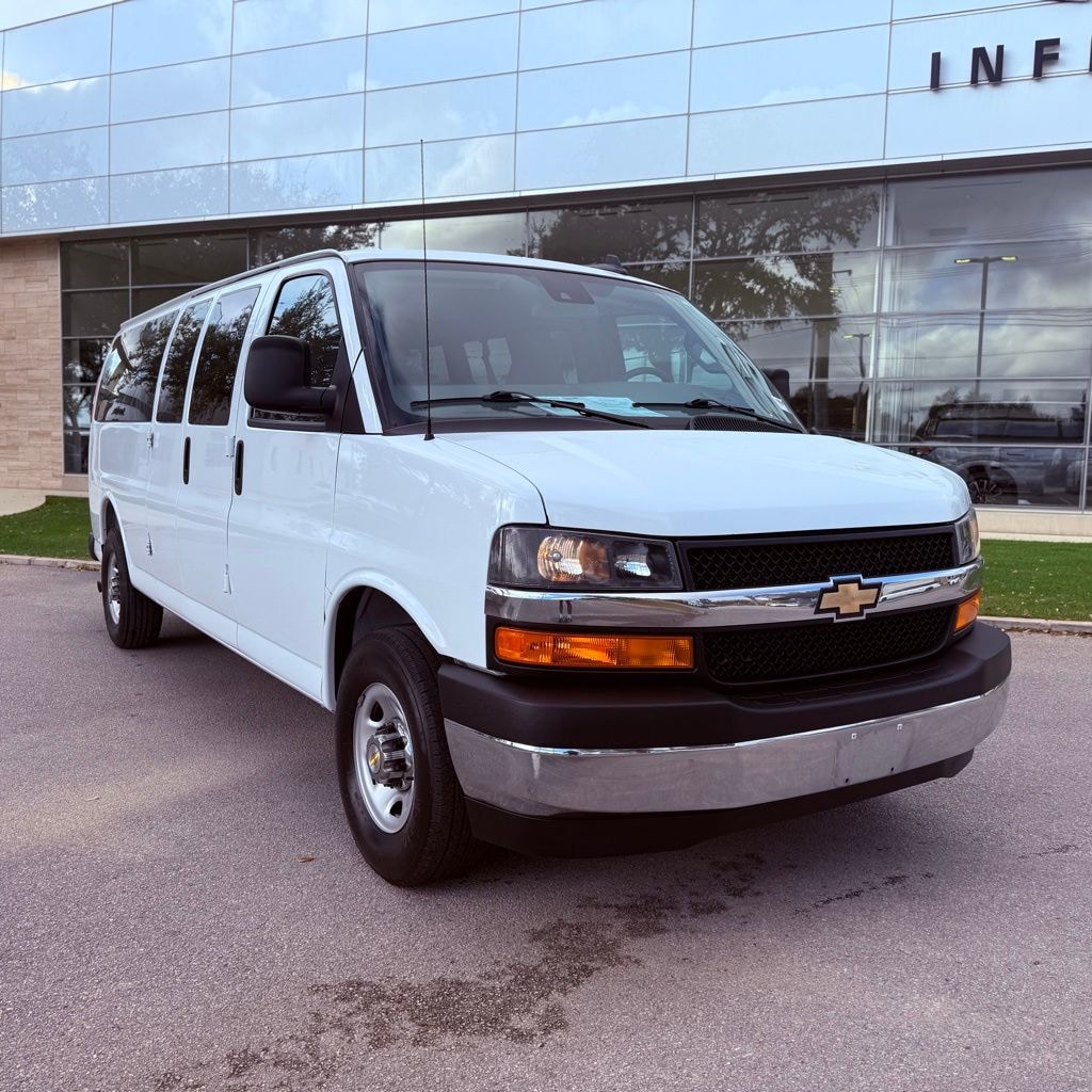 Used 2025 Chevrolet Express Passenger LT RWD 3500 155 LT